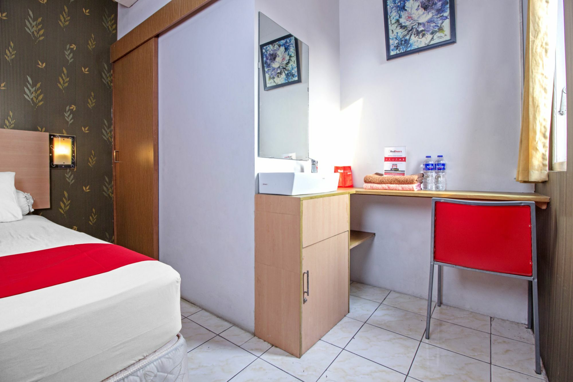Reddoorz Syariah Near Btc Fashion Mall Bandung Exteriér fotografie