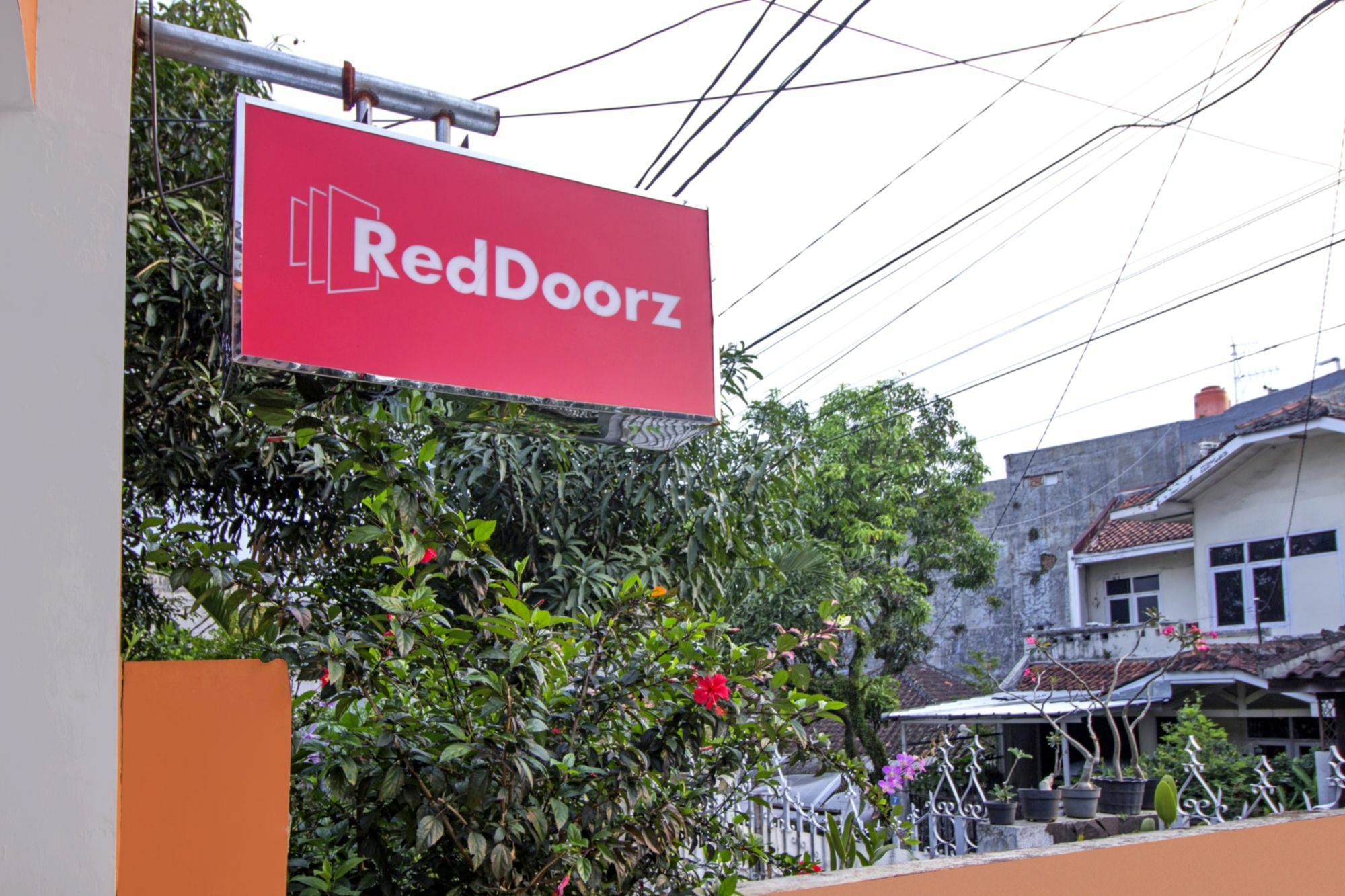 Reddoorz Syariah Near Btc Fashion Mall Bandung Exteriér fotografie