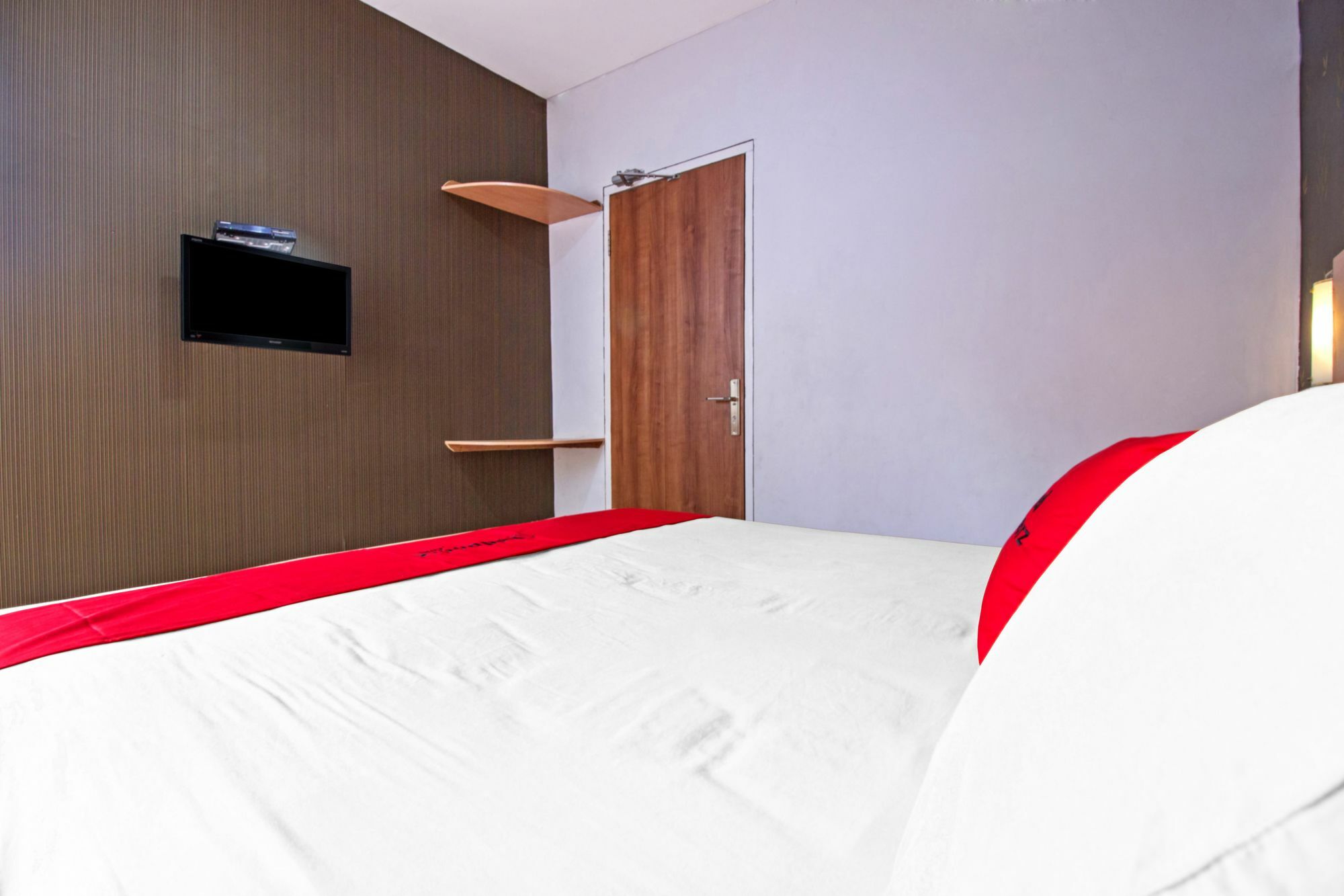 Reddoorz Syariah Near Btc Fashion Mall Bandung Exteriér fotografie