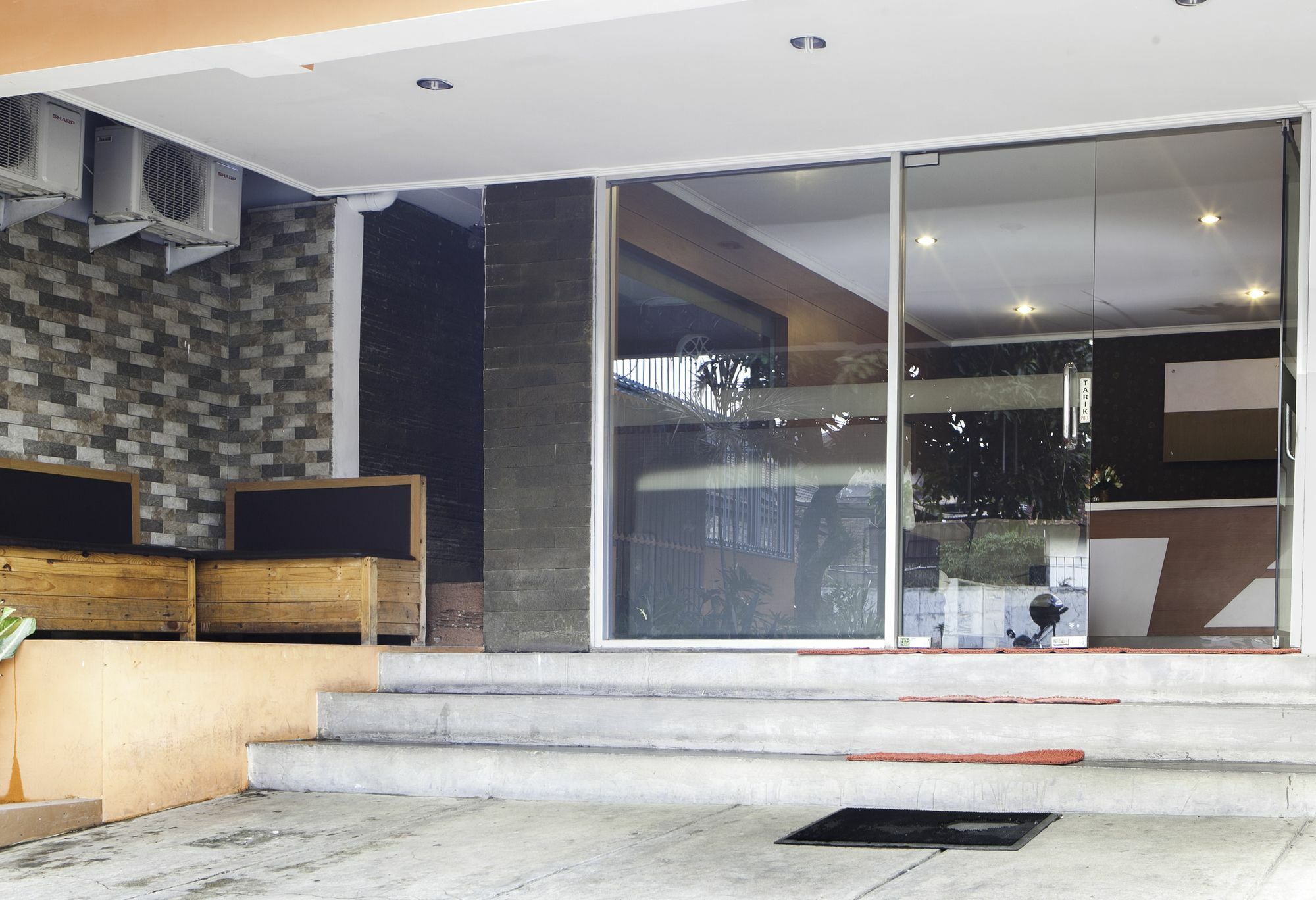 Reddoorz Syariah Near Btc Fashion Mall Bandung Exteriér fotografie